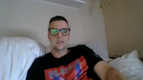 Snapshot of bobberman78 chatting on 02-09-26, 12:47 Dan online show from 02-09-26, 12:47