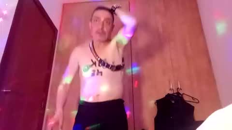 Snapshot of bobby74aa chatting on 01-15-26, 01:54 bobby74aa online show from 01-15-26, 01:54