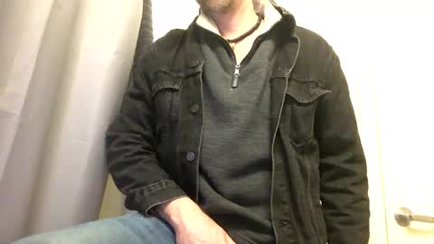 bobbymac9911 online show from 12-28-24, 09:52