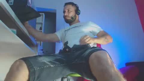 body xxx online show from 02-21-26, 07:31