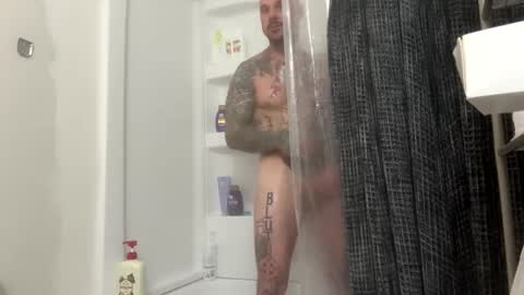 Snapshot of bodyart85_19 chatting on 12-10-24, 08:19 Bodyart85 19 online show from 12-10-24, 08:19