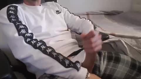 Snapshot of bodyking69 chatting on 03-29-26, 12:16 bodyking69 online show from 03-29-26, 12:16