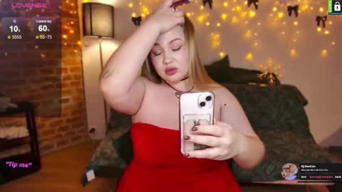 Snapshot of bodylina chatting on 12-24-24, 10:39  Lina  online show from 12-24-24, 10:39