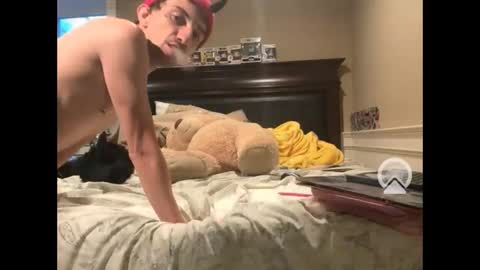 Snapshot of bodyyattiyatti chatting on 12-06-24, 09:35 Sailorartemis online show from 12-06-24, 09:35