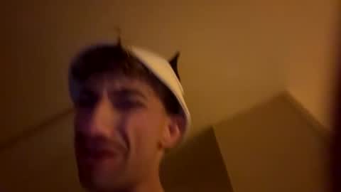 Snapshot of bodyyattiyatti chatting on 09-11-25, 08:58 Sailorartemis online show from 09-11-25, 08:58