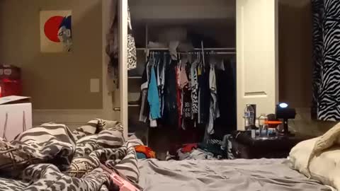 Snapshot of bodyyattiyatti chatting on 09-16-25, 06:58 Sailorartemis online show from 09-16-25, 06:58