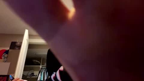 Snapshot of bodyyattiyatti chatting on 10-14-25, 01:17 Sailorartemis online show from 10-14-25, 01:17