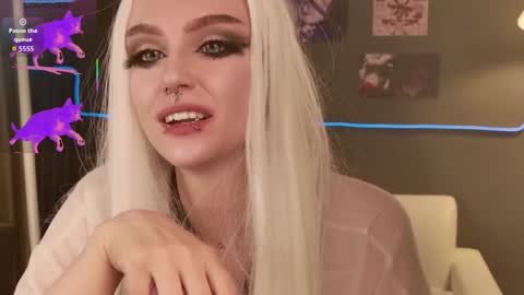 Snapshot of bogemabella chatting on 06-07-26, 10:24 Your Mistress Bella online show from 06-07-26, 10:24