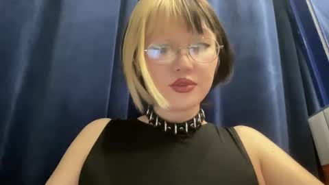 Snapshot of bokunoyuko chatting on 02-22-25, 02:52 Yuko-chan online show from 02-22-25, 02:52