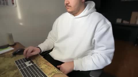 Snapshot of bokusa_ger_dev chatting on 02-09-26, 02:10 Your Slave online show from 02-09-26, 02:10