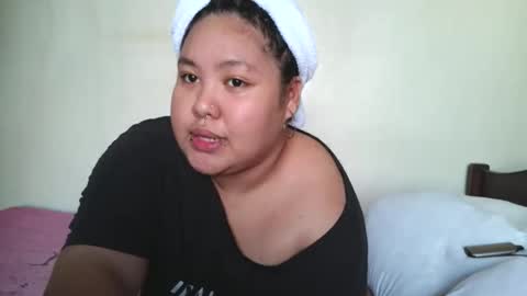 Snapshot of bombastic_darla chatting on 10-27-25, 06:50 bombastic_darla online show from 10-27-25, 06:50