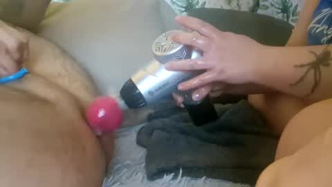 DeeDeeAndDexter online show from 02-12-25, 09:43