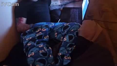 DeeDeeAndDexter online show from 02-23-26, 03:26