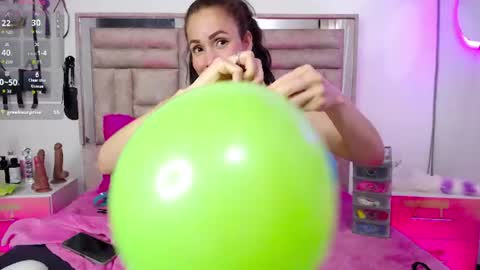 bombom_lux online show from 06-20-26, 04:37