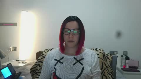 Lucy online show from 04-01-26, 04:26