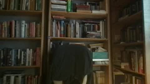 Snapshot of bonderbarney chatting on 02-19-25, 10:42 BonderBarney online show from 02-19-25, 10:42