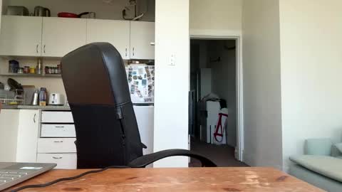 Snapshot of bondi333 chatting on 02-27-25, 10:09 Bondi online show from 02-27-25, 10:09