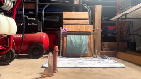 FRECKLES online show from 01-20-25, 02:01