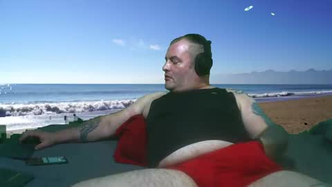 Snapshot of bongolian chatting on 12-14-24, 03:07 SkullBone online show from 12-14-24, 03:07