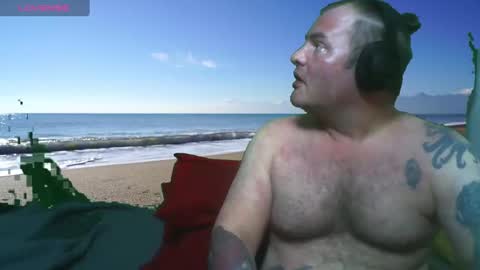 Snapshot of bongolian chatting on 01-10-25, 05:37 SkullBone online show from 01-10-25, 05:37