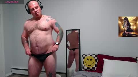 Snapshot of bongolian chatting on 09-09-25, 07:19 SkullBone online show from 09-09-25, 07:19