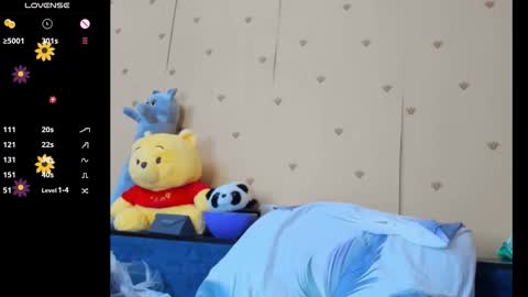 Nell online show from 12-15-25, 10:41