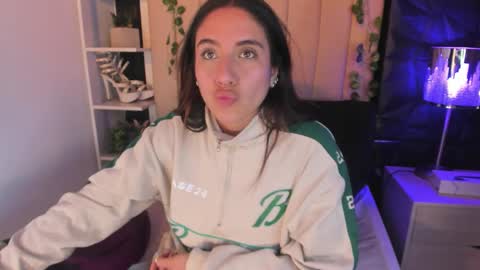 bonnali_lune online show from 02-11-26, 10:59