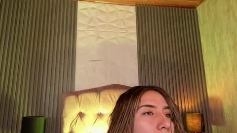 bonnali_lune online show from 04-20-26, 08:43