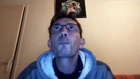 bonnequeue53 online show from 03-08-26, 06:39