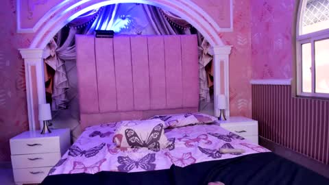 bonnie online show from 01-19-25, 03:42