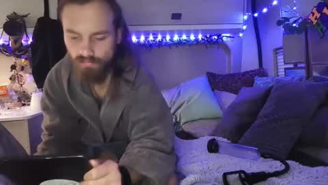 Bonnie and Clyde online show from 11-02-25, 02:08