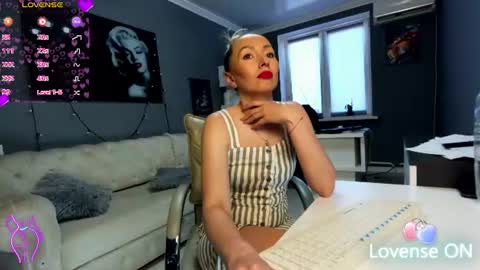 bonnie_annd_clyde online show from 06-10-26, 01:21