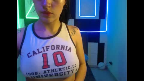 Bonnie online show from 11-29-25, 02:31