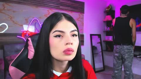 Snapshot of bonnie_bu chatting on 07-02-26, 02:11 becky online show from 07-02-26, 02:11