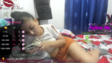 bonnie lam  hello welcome to my room I hope you have fun and you can reach your maximum pleasure here with me online show from 01-28-25, 02:32