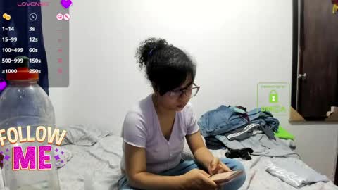 bonnie lam  hello welcome to my room I hope you have fun and you can reach your maximum pleasure here with me online show from 06-01-26, 03:52