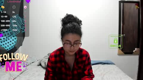 bonnie lam  hello welcome to my room I hope you have fun and you can reach your maximum pleasure here with me online show from 06-10-26, 04:45