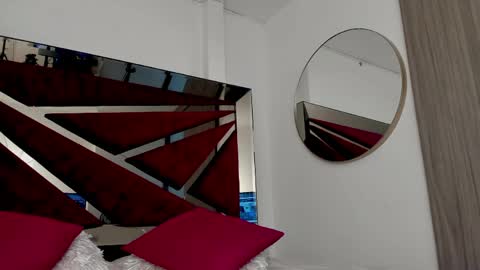   online show from 05-01-26, 11:53