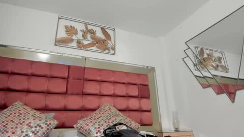   online show from 05-22-26, 11:54