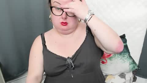 Bonnie online show from 12-31-24, 09:53