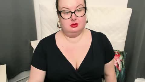 Bonnie online show from 01-29-25, 09:44