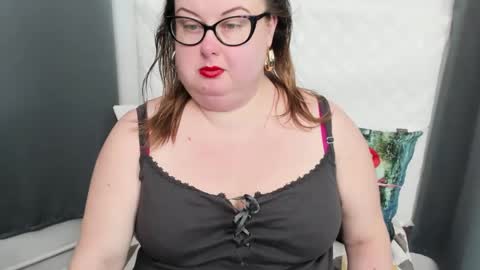 Bonnie online show from 02-09-25, 10:53