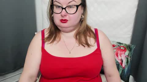 Bonnie online show from 02-13-25, 05:05