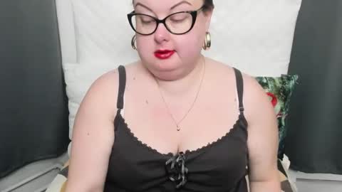 Bonnie online show from 02-28-25, 04:54