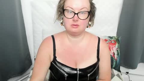 Bonnie online show from 06-02-26, 05:20