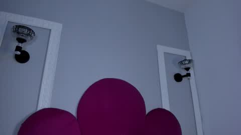 Bonnie online show from 09-10-25, 02:39