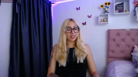 Soffy Brooks Independent model online show from 05-12-26, 04:42