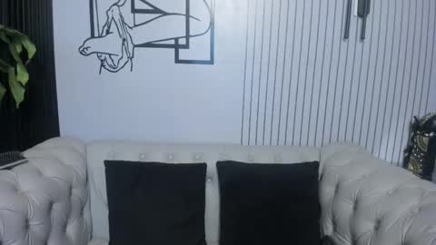 Vicky online show from 04-21-26, 11:16