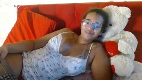 Queen Bon Vivantt online show from 12-02-24, 03:14