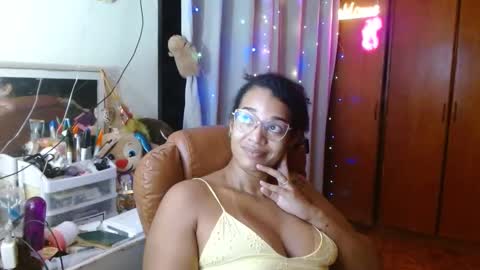 Queen Bon Vivantt online show from 03-06-25, 12:00